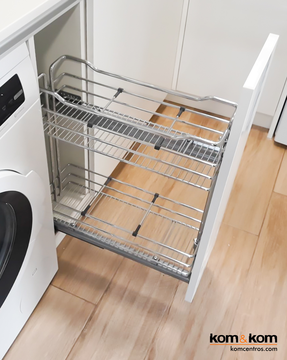 Cocina total White en piso de Benidorm